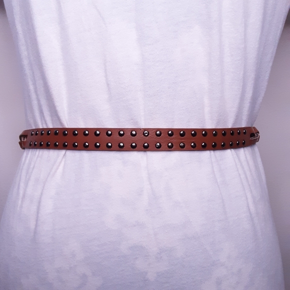 Aeropostale Womens Tan Narrow Braided Studded Belt Size Medium - Picture 4 of 8